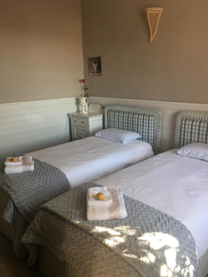 Appartement Central Des Terres Chaudes Proche Bord De Mer Menton Bagian luar foto